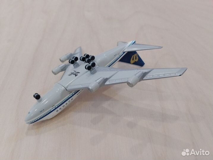 Самолёт в коробке. Boeing 747SP 