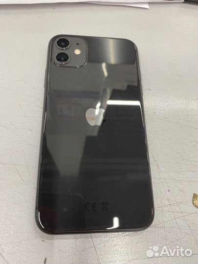 iPhone 11, 64 ГБ