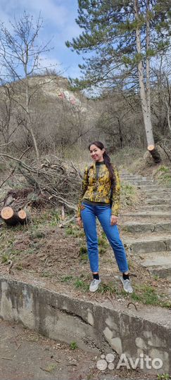 Женская одежда 42-44 размера