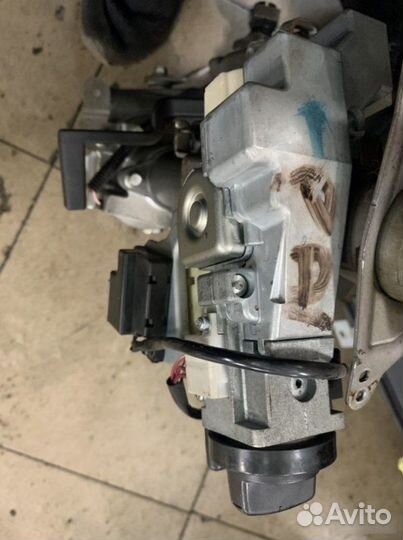 Замок зажигания Nissan Tiida C11