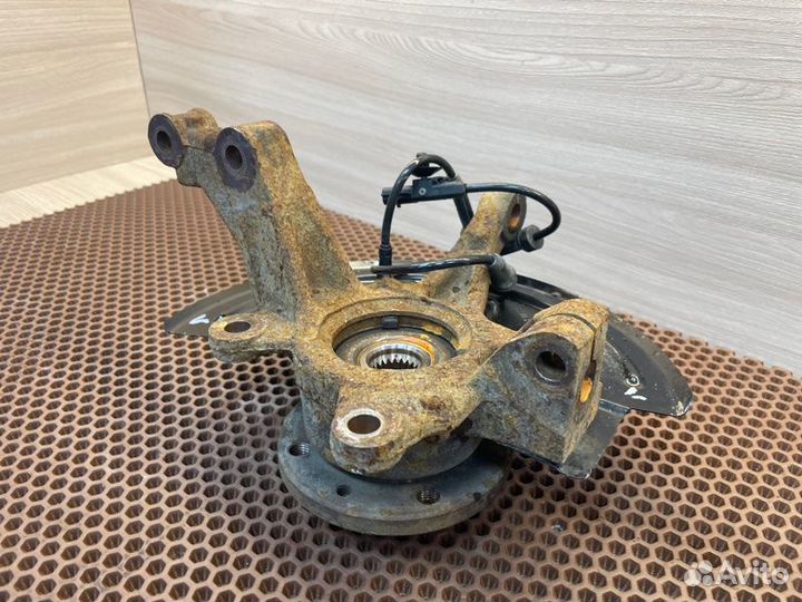 Кулак поворотный передний правый LADA X-Ray