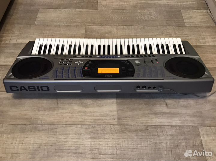Синтезатор Casio