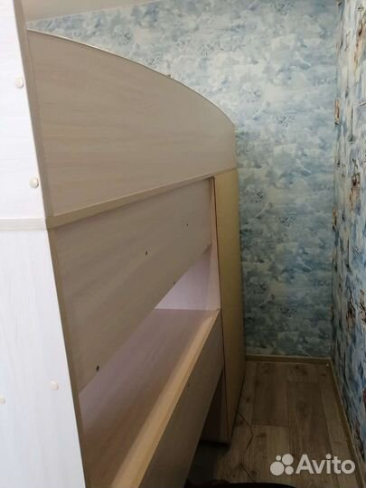 Детская кровать 3 в 1 со столом и шкафом