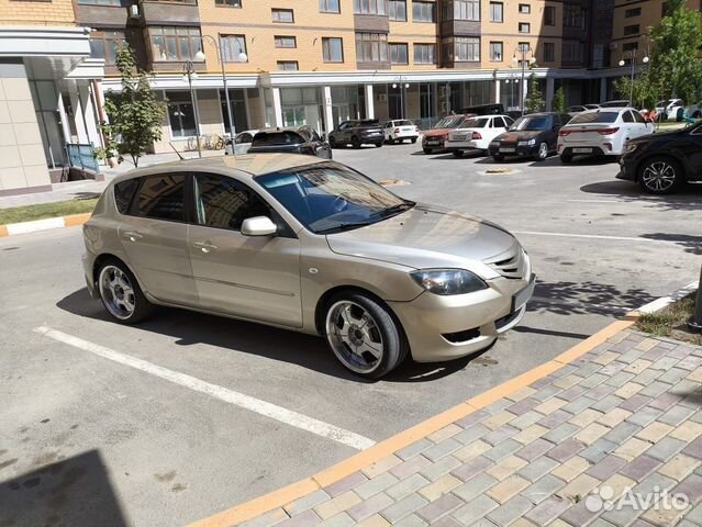 Mazda 3 1.6 MT, 2005, битый, 312 000 км с пробегом, цена 490000 руб.