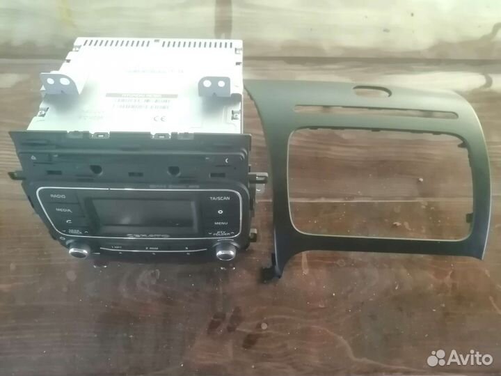 Авто магнитола kia Серато 3