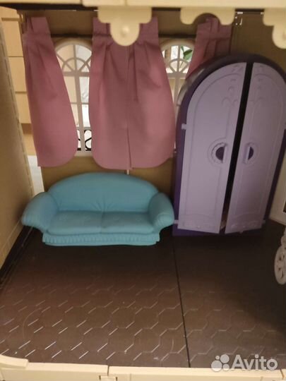 Домик кукольный