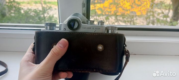 Плёночный фотоаппарат Зенит-С