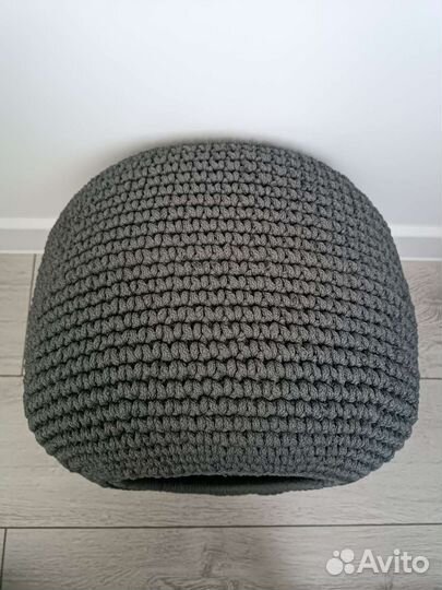 Домик для кошки вязаный