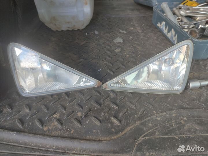 Противотуманные фары Honda civic 5D 8 поколения