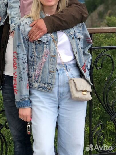 Большой пакет вещей для Нади на доставки