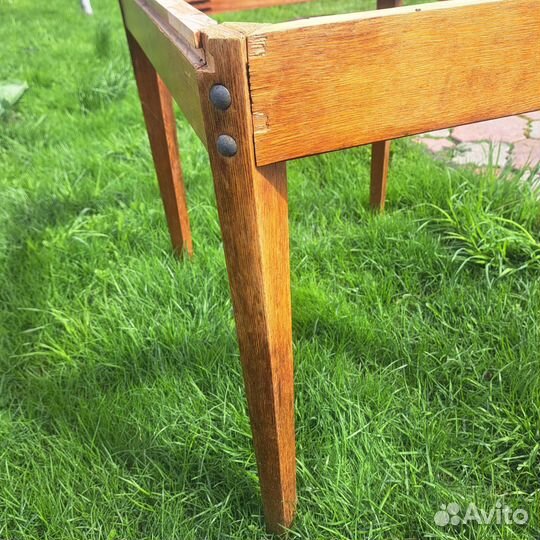 Подстолье для стола из дерева