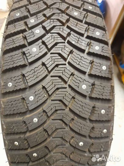 Michelin X-Ice North 225/60 R16 100