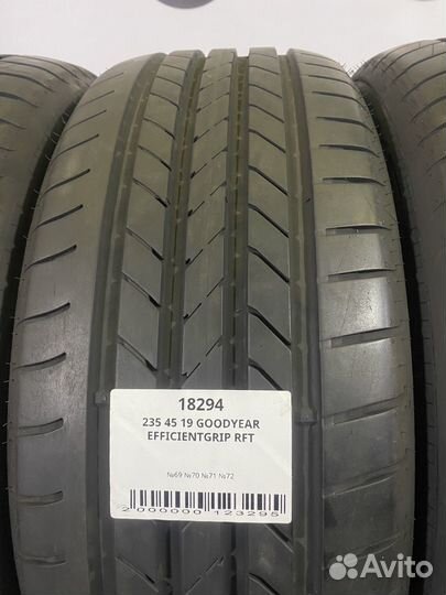 Goodyear EfficientGrip 235/45 R19