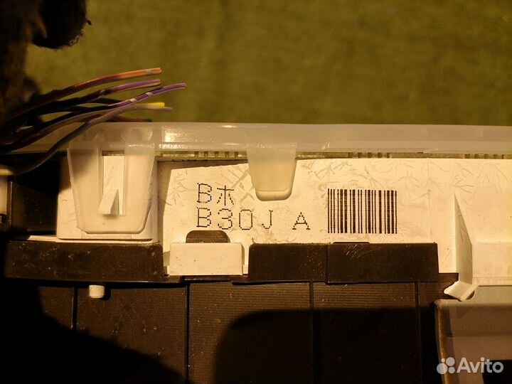 Спидометр (панель приборов) B30J-55-471 Mazda Fami