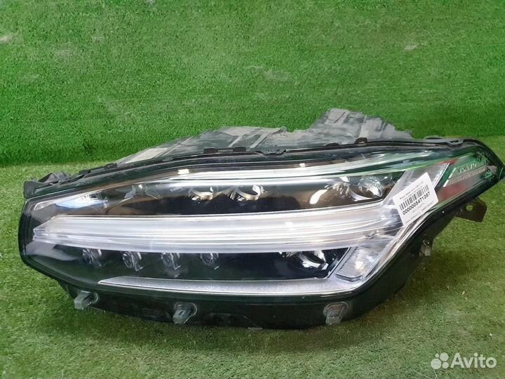 Фара левая Volvo XC90