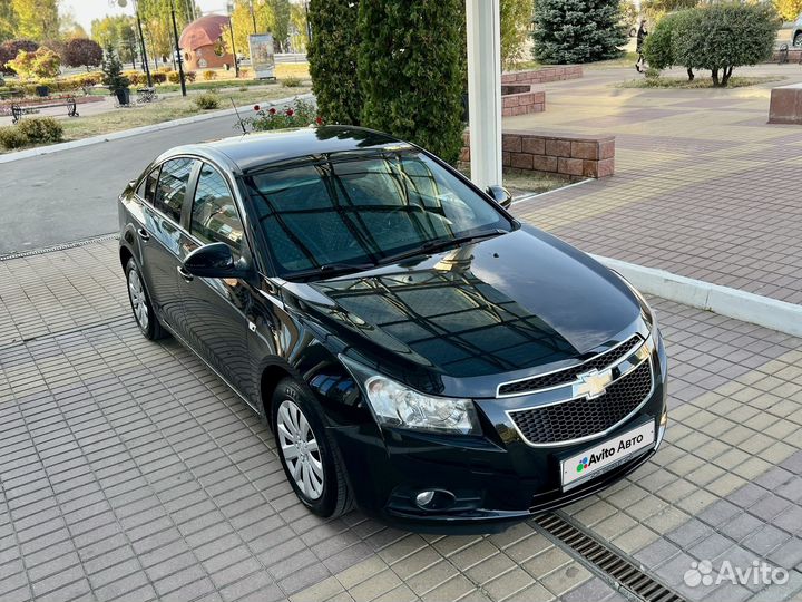 Chevrolet Cruze 1.6 МТ, 2011, 178 000 км