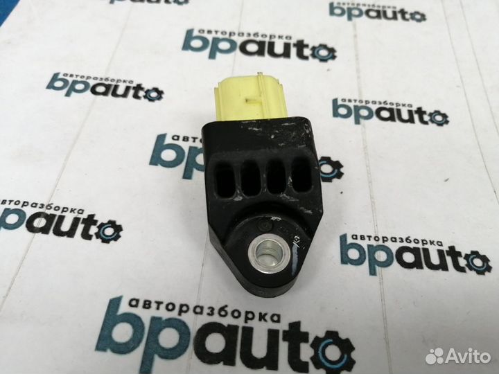 Датчик удара подушки безопасности 89831-60010