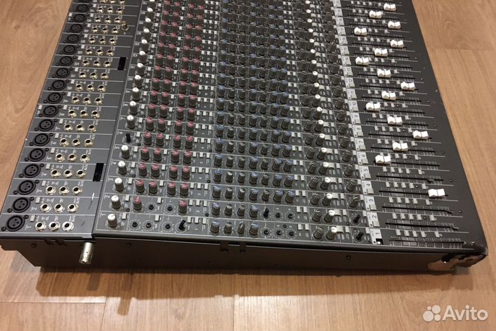 Аналоговый микшерный пульт mackie 328 BUS