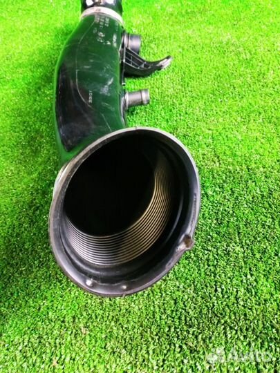 Воздуховод Bmw 535I F10 N55 2012