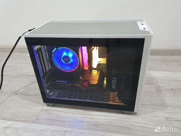 Компьютер Mini-Itx