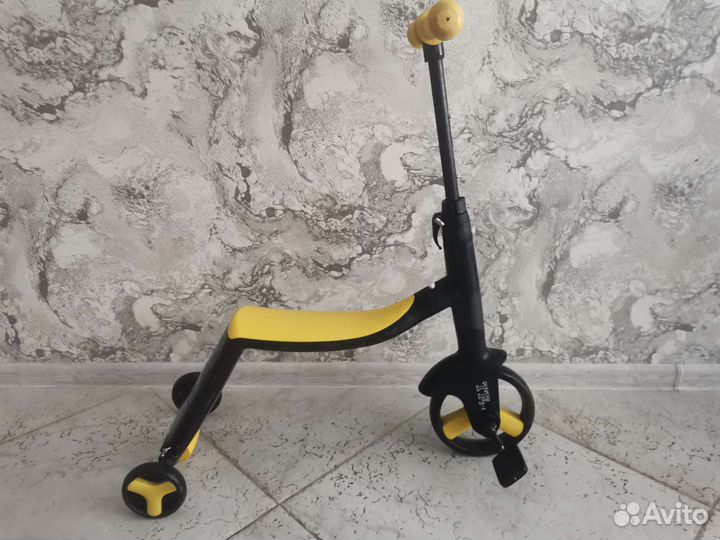 Детский самокат - беговел