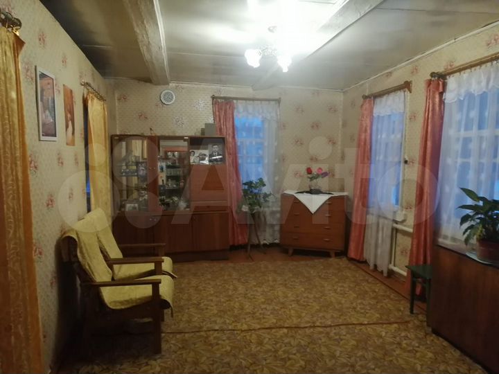 Дом 54 м² на участке 10 сот.