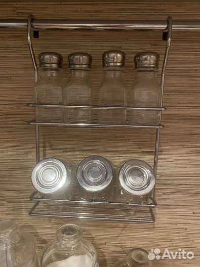Полка подвесная и баночки для специй