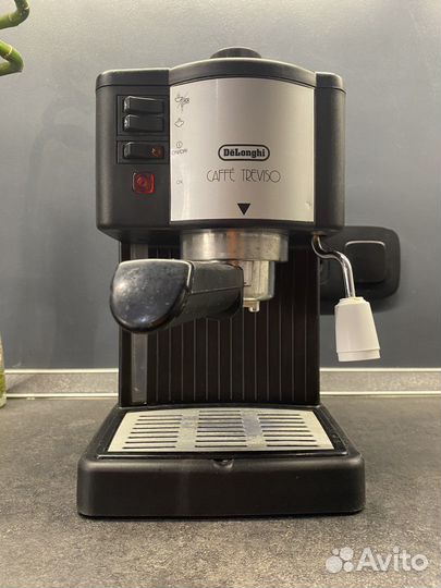 Кофемашина delonghi рожковая кофеварка черная