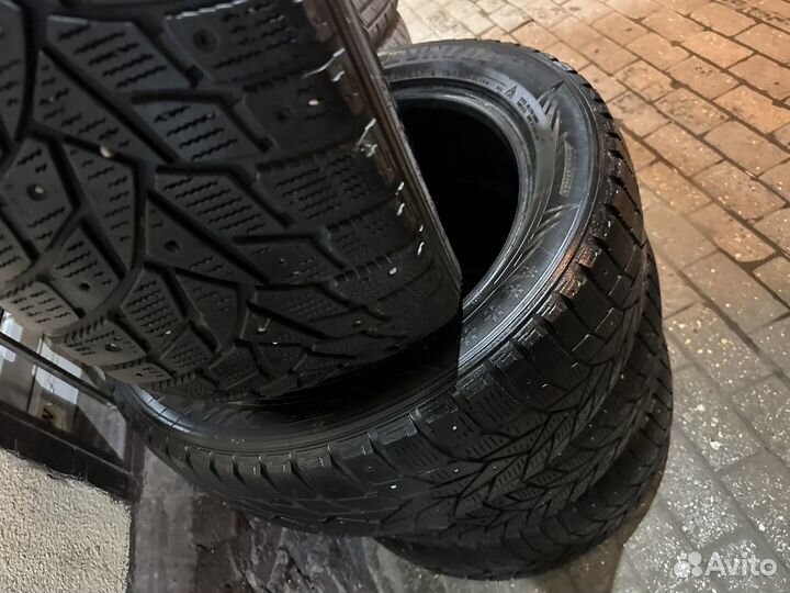 Dunlop SP Winter Ice 02 245/50 R18