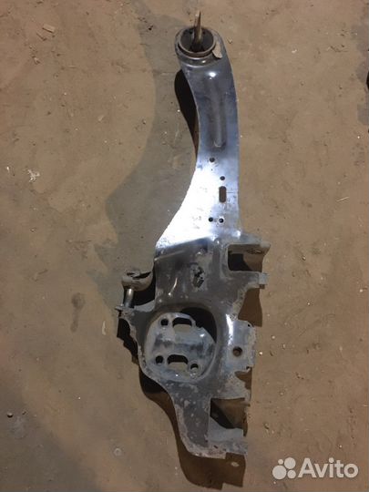 Рычаг продольный задний левый Ford Focus 1