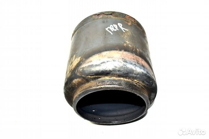 Стакан воздушной подушки переднего моста, правый v