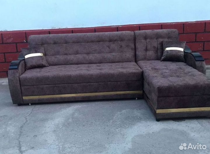 Диван угловой раскладной в наличии
