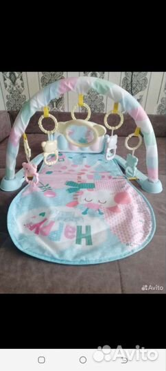 Развивающийся коврик с пианино