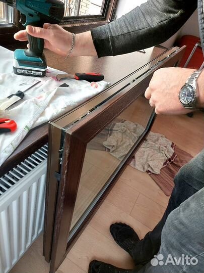 Замена фурнитуры пластиковых окон / Сетки