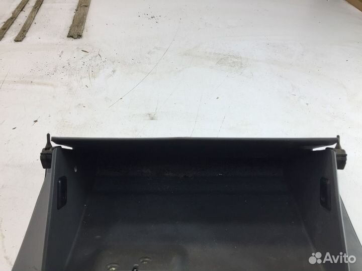 Kia spectra бардачок