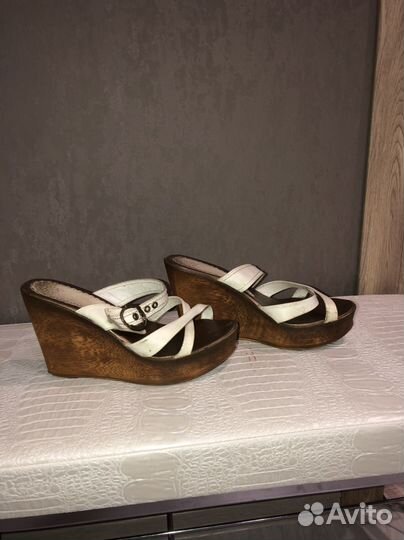 Шлепанцы женские 39 размер