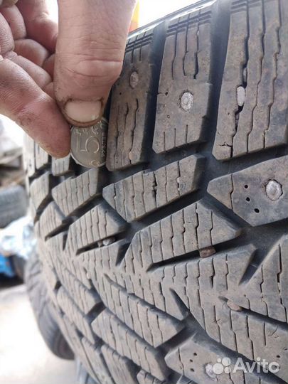 Nokian Tyres Hakkapeliitta 7 245/45 R18