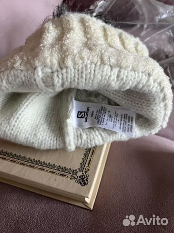 Шапка спортивная женская