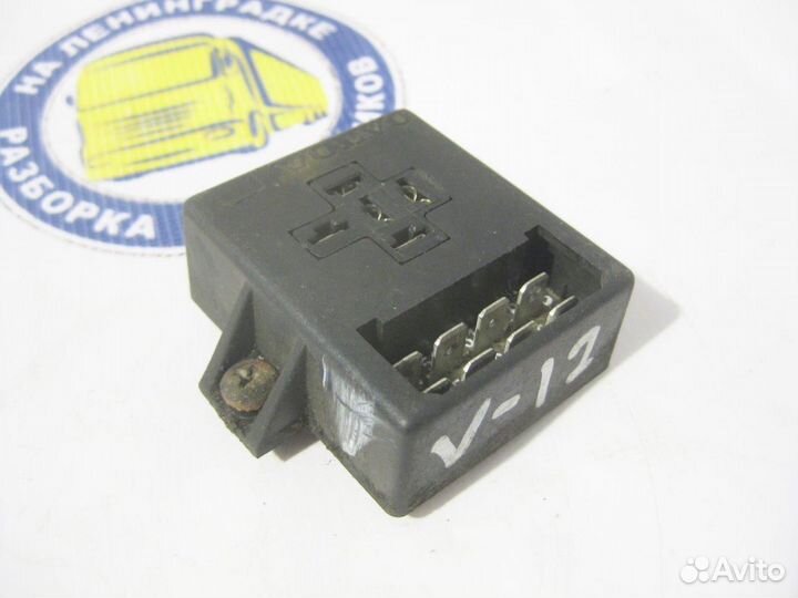 Реле стеклоочистителя 1593940 volvo, F 10, F 12