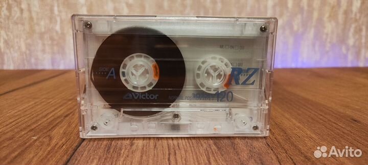 Аудиокассеты новые запечатанные victor RZ 120