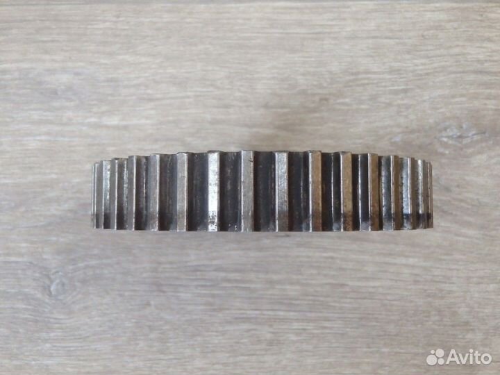 Шестерня (шкив) распредвала ока