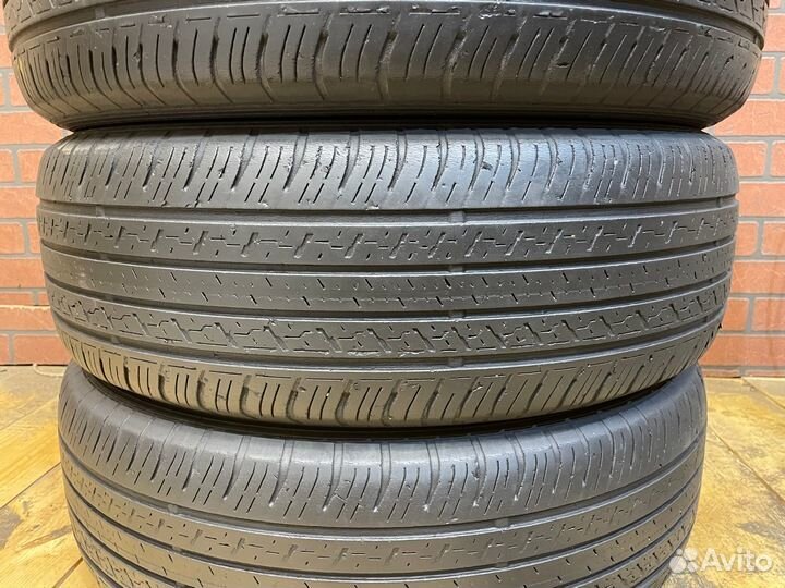 Dunlop Grandtrek ST30 225/65 R17 102H