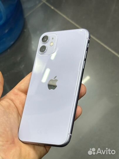iPhone 11, 64 ГБ