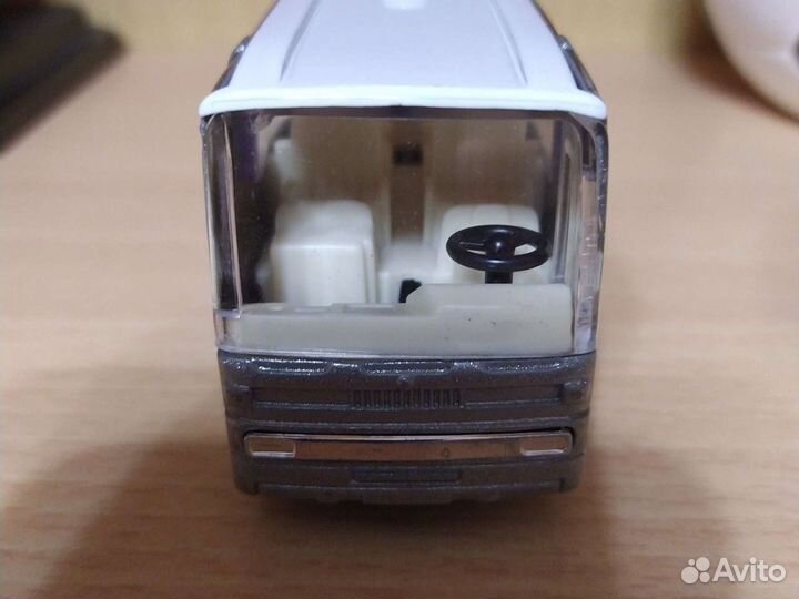 Автобус инерционный