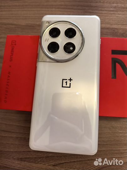 OnePlus 12, 16/512 ГБ