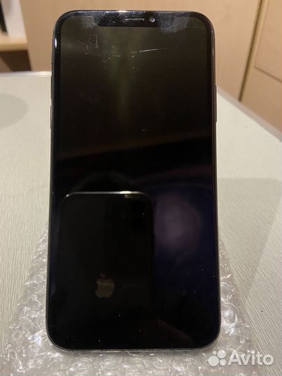 iPhone X, 256 ГБ