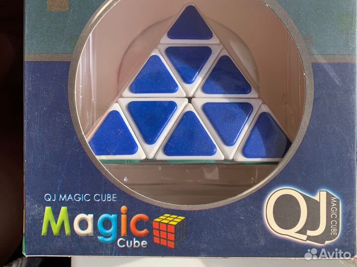 Головоломка треугольник кубика рубика