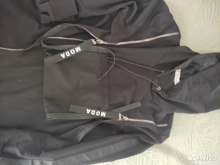 Продаю женский свитер