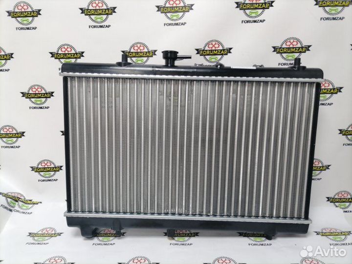 Радиатор охлаждения двигателя Kia Rio 1.3-1.5