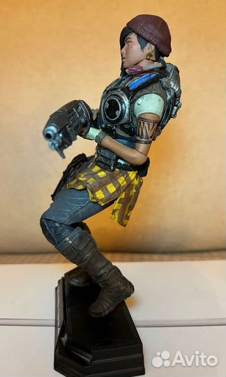 Статуэтк Gears of war фигурка
